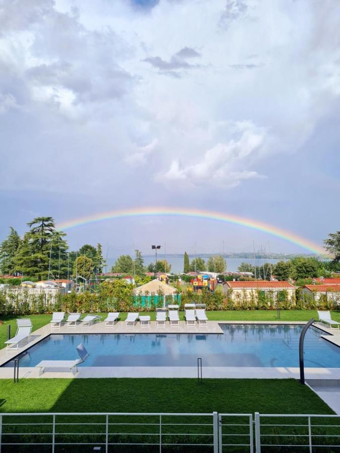 Sole Di Diana Luxury Apartments Peschiera del Garda Exterior foto